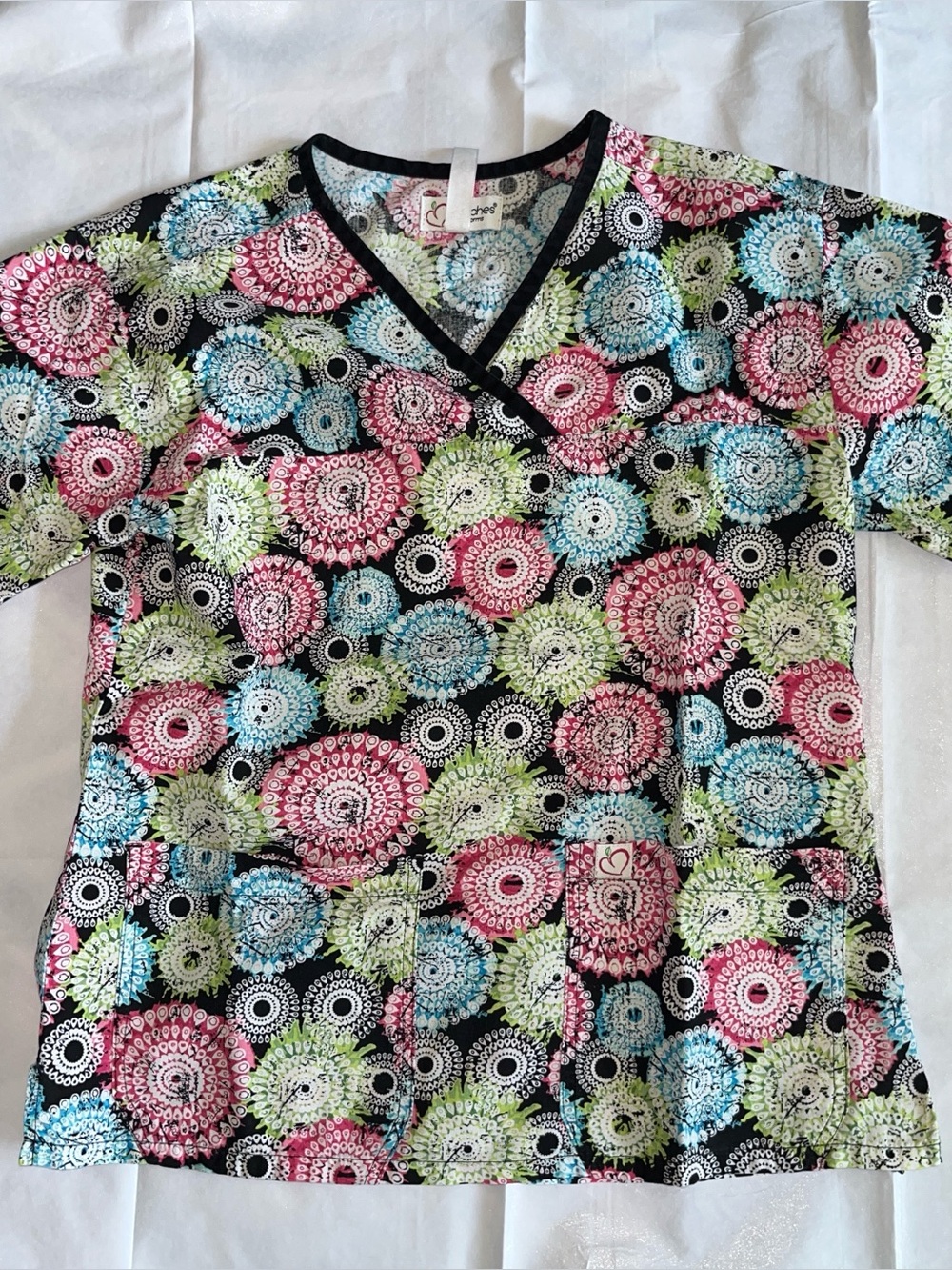 Woman’s Scrub Top M